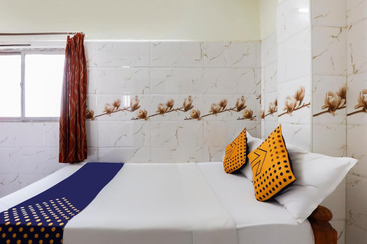 Spot On 40324 Vvr Residency Hotel Chennai Exterior foto
